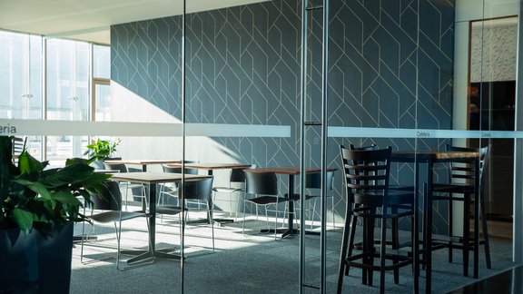 R11 - Cafeteria